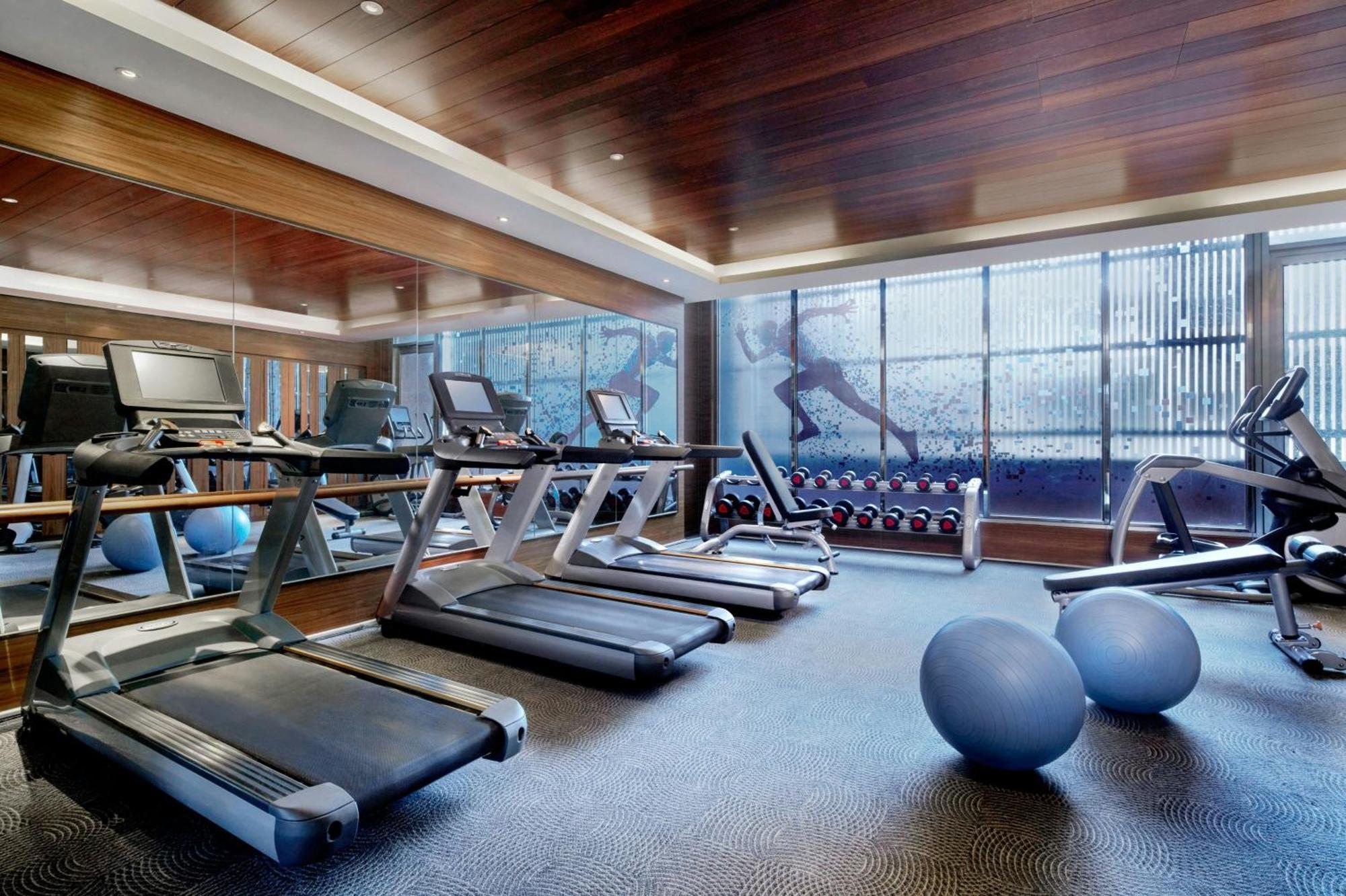 Sheraton Taitung Hotel Exterior foto The gym at the hotel